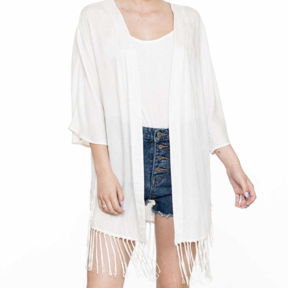 LONG SLEEVE KIMONO WITH FLOWER EMBROIDER ON BACK